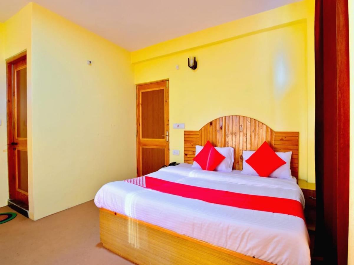 Hotel Kingston Manāli Екстериор снимка