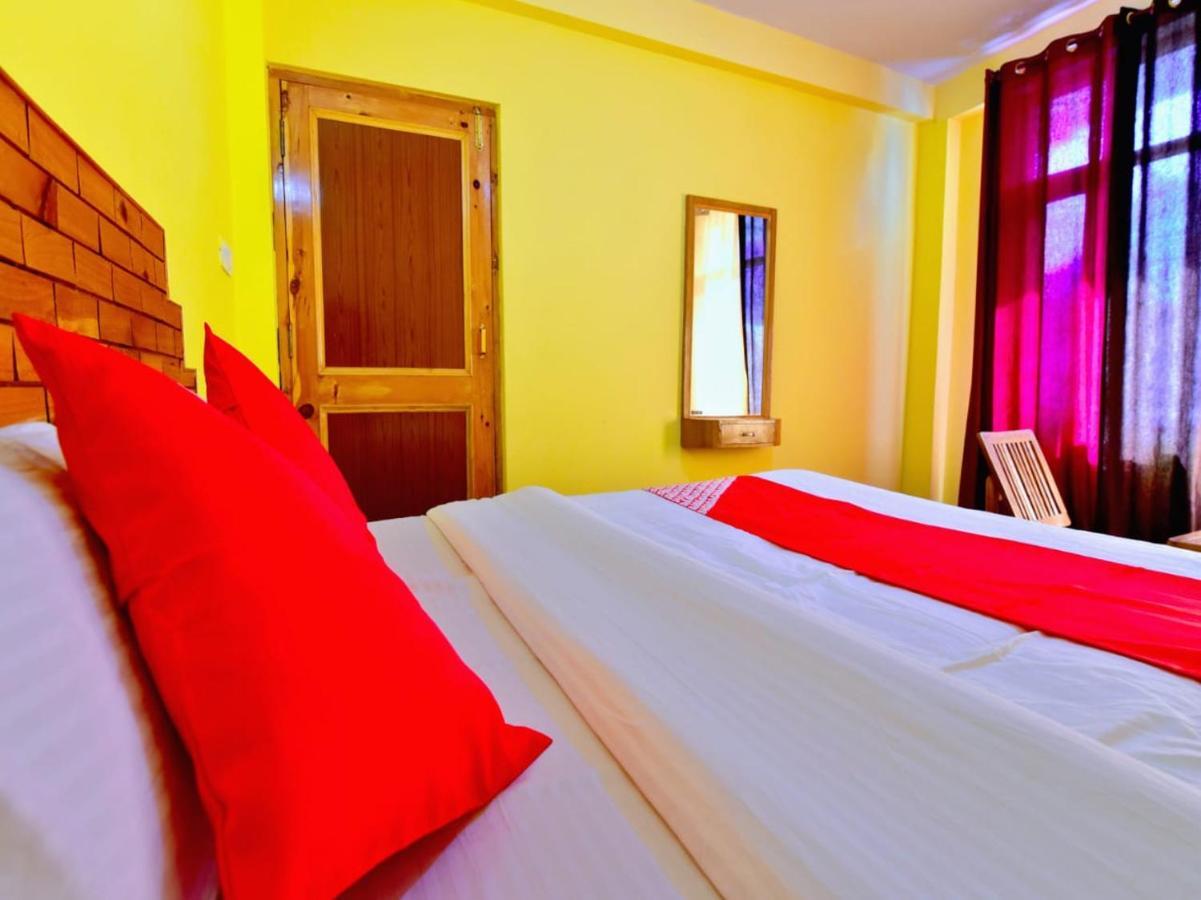 Hotel Kingston Manāli Екстериор снимка