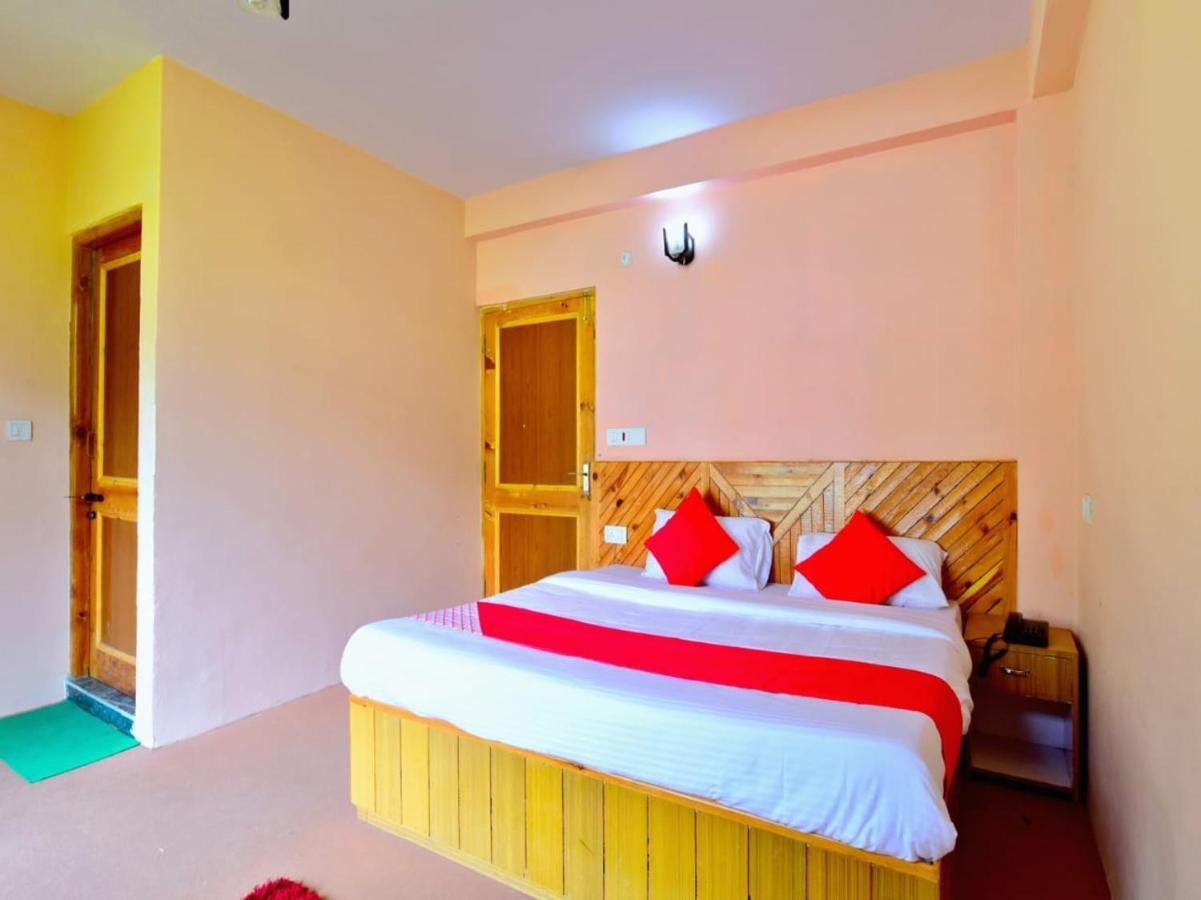Hotel Kingston Manāli Екстериор снимка